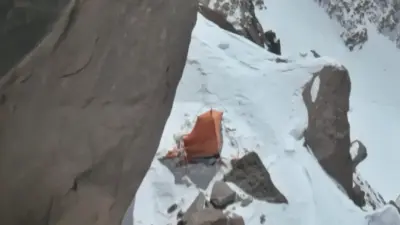 Наговицинаның қазасынан соң Қырғызстанда 6 мың метрден астам биікке шығатын альпинистер рұқсат алуға міндеттеледі 