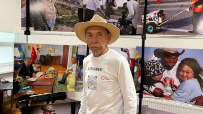 Қазақстандық 74 жастағы марафоншы Қытайға жаяу барады