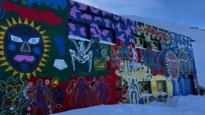 Шымбұлақта құрақ көрпе түріндегі жаңа мурал салынды