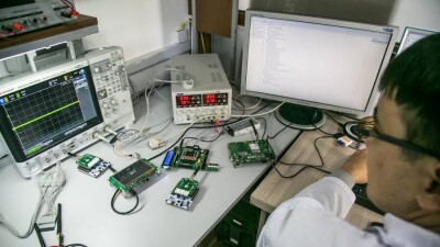 ЖОО мен ҒЗИ маман дайындауға қажетті 500-ден астам білім бағдарламасын жасайды