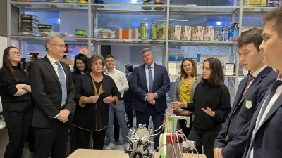 Қазақстандықтардың білім алуына арналған мейкерспейс қызметінің мерзімі ұзарады