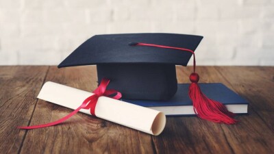 Сырттай білім алуға болатын мамандықтар тізімі қысқарды