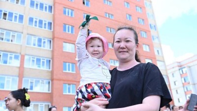Ақтөбе облысында су тасқынынан зардап шеккен 406 отбасы жаңа баспанаға қоныстанды