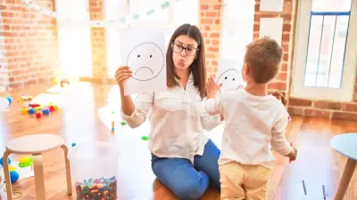 9 айда психологиялық қолдау орталықтары 23 мыңнан астам азаматқа көмек көрсетті