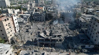 Израиль Оразаның алғашқы күні Рафакқа шабуыл жасайтынын хабарлады