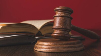 Ақтөбеде анасын төрт жерден пышақтаған жасөспірім 9 жылға сотталды