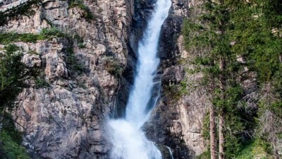 "Бұрхан бұлақ" сарқырамасына баратын жол салынады
