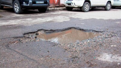 Алматы көшелеріндегі шұңқырларға Telegram арқылы шағымдануға болады