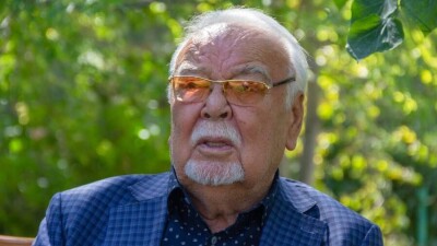 Асанәлі Әшімов, Жүрсін Ерман, Бибігүл Төлегенова. Елбасы стипендиясын тағы кімдер иеленді?