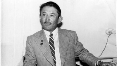 Шәмші Қалдаяқовқа "Қазақстанның Еңбек Ері" атағы берілді