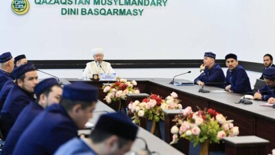 "Өз болмысыңмен үлгі болу керек". Бас мүфти облыс бас имамдарына насихат айтты