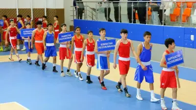 Алматы облысында бокстан жасөспірімдер арасында халықаралық турнир басталды