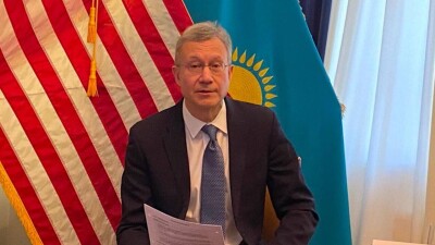 АҚШ-тың Қазақстандағы елшісі Дэниел Розенблюм қызметтен кетеді