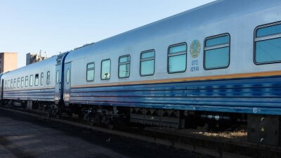 Атырау мен Құлсары арасында пойыз жолаушыларды тегін тасымалдайды