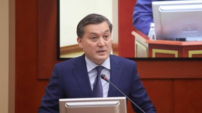 Брекешев "Балық шаруашылығын" оқыған жастарды салада 3 жыл жұмыс істеуге міндеттеуді ұсынды