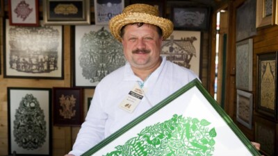 Алматыда литвалық шебердің көркем қағаз қиындыларының көрмесі өтіп жатыр
