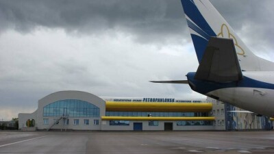 Жөндеуден өткен "Қызылжар" халықаралық әуежайы неге қаңырап бос тұр?