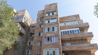 "Пәтерді тек ресейліктерге жалға береміз". Жарнама сайттарында осындай хабарландырулар көбейген