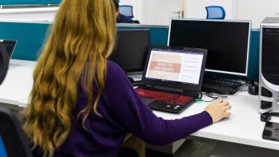 Республикалық орфография комиссиясы құрылады. Оның 7 міндеті қандай