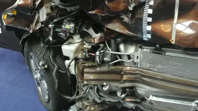 "Жол апатына жиі ұшырайды". Қазақстанда қанша Alphard пен Estima көлігі бар