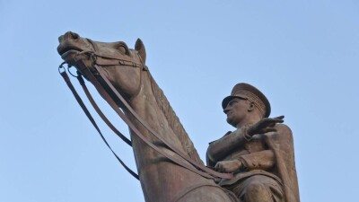 Алматыдағы аты жоқ сквер Ататүріктің есімін иеленеді