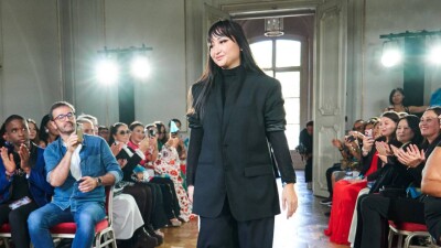 Париж төріндегі қазақ өнері. Отандық дизайнер Францияда сән көрсетілімін өткізді