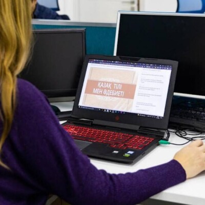 Қазақстандағы 64 елдің елшілігінің тоғызы ғана ресми сайтында қазақша ақпарат таратады 