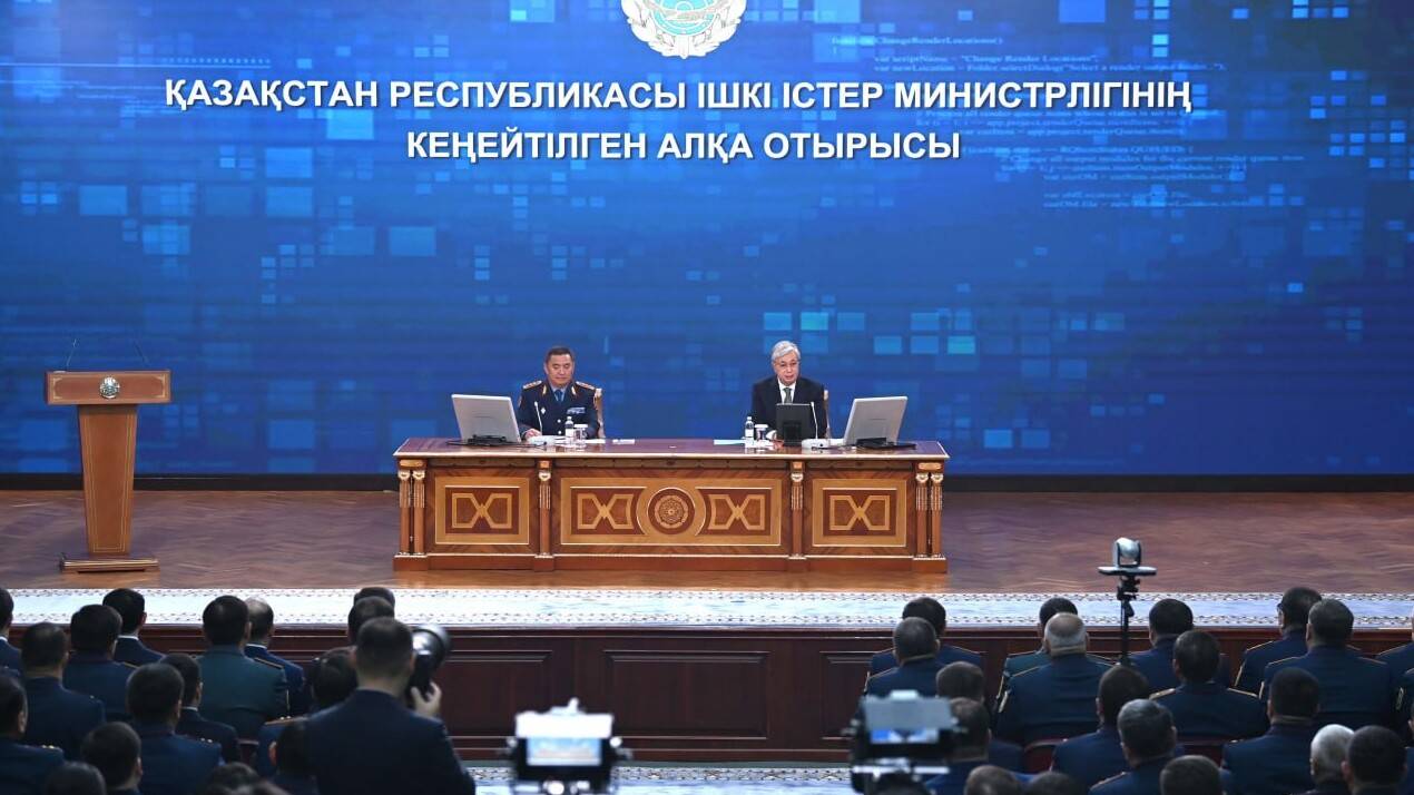 Тоқаев қазақстандықтарды алдап қажылыққа жіберген компанияны жауапқа тартуды тапсырды