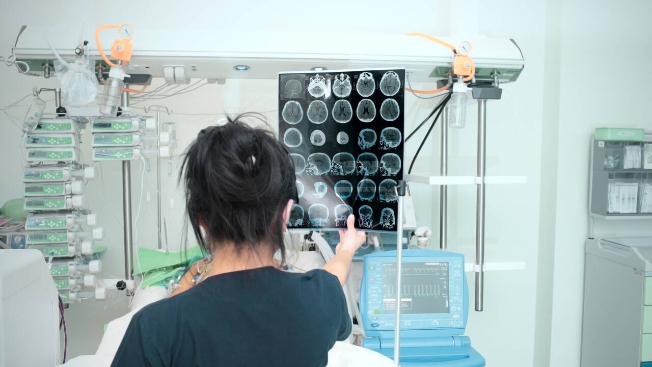 Сөйлей алмау мен беттің қисаюы. Инсульттың өзге де белгілері қандай?