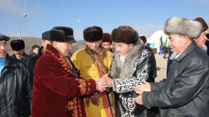Оқушылардың амандасу әдебін жақсарту үшін арнайы жұмыс тобы құрылды
