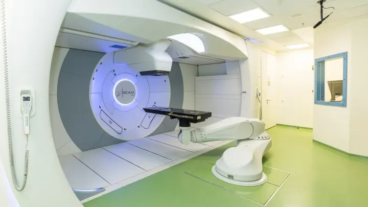 Қазақстанда протон терапиясы қолданыла бастады. Ол сәуленің кері әсерін 60-70 пайызға дейін азайтады 