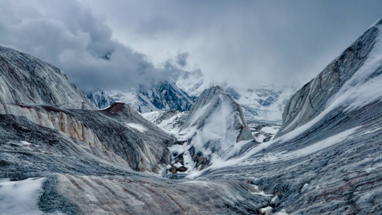 Қырғызстан журналистері Тянь-Шаньның бір шыңын "Сөз еркіндігі" деп атауды ұсынды