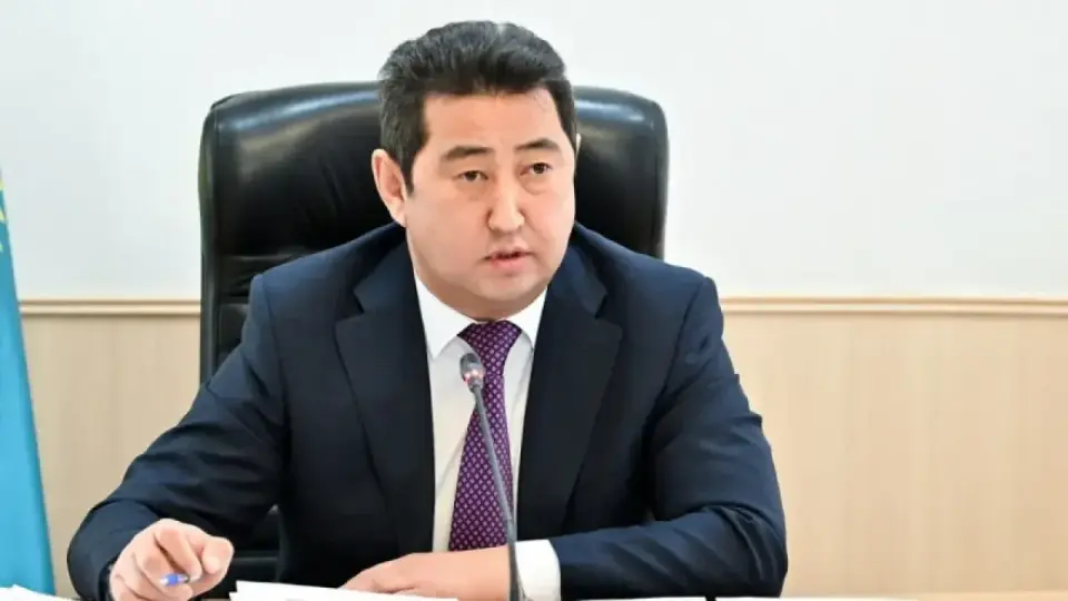 Айдарбек Сапаров 