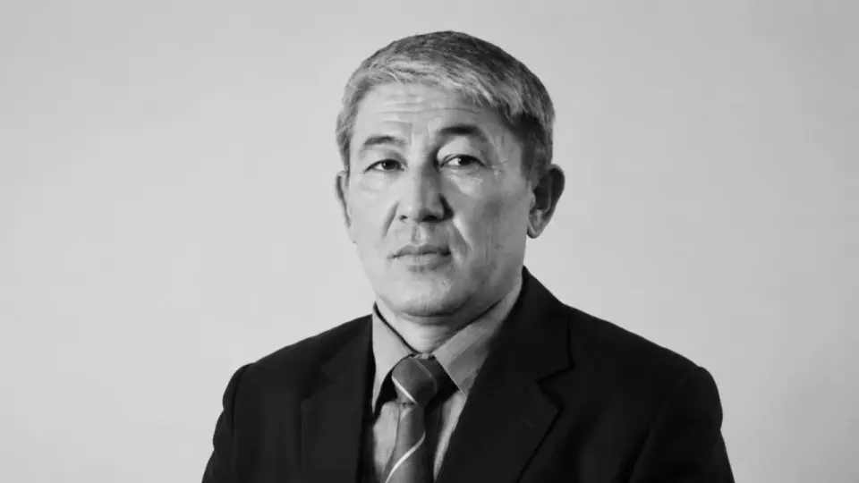 Ақын Елубай Әуезов
