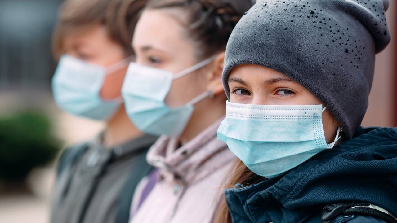 ДДСҰ коронавирустың жаңа штамы күш алғанын хабарлады