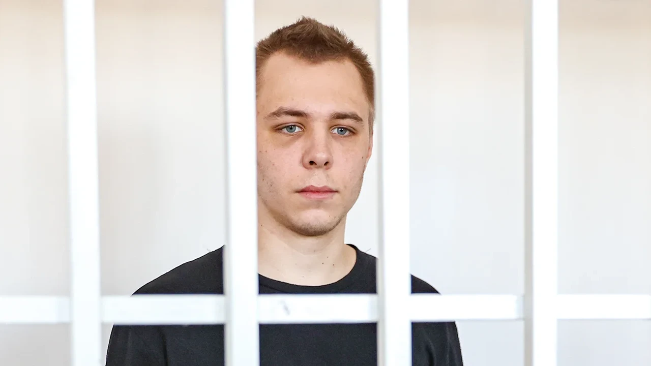 Құранды өртеген Ресей азаматы Никита Журавель 3,5 жылға сотталды