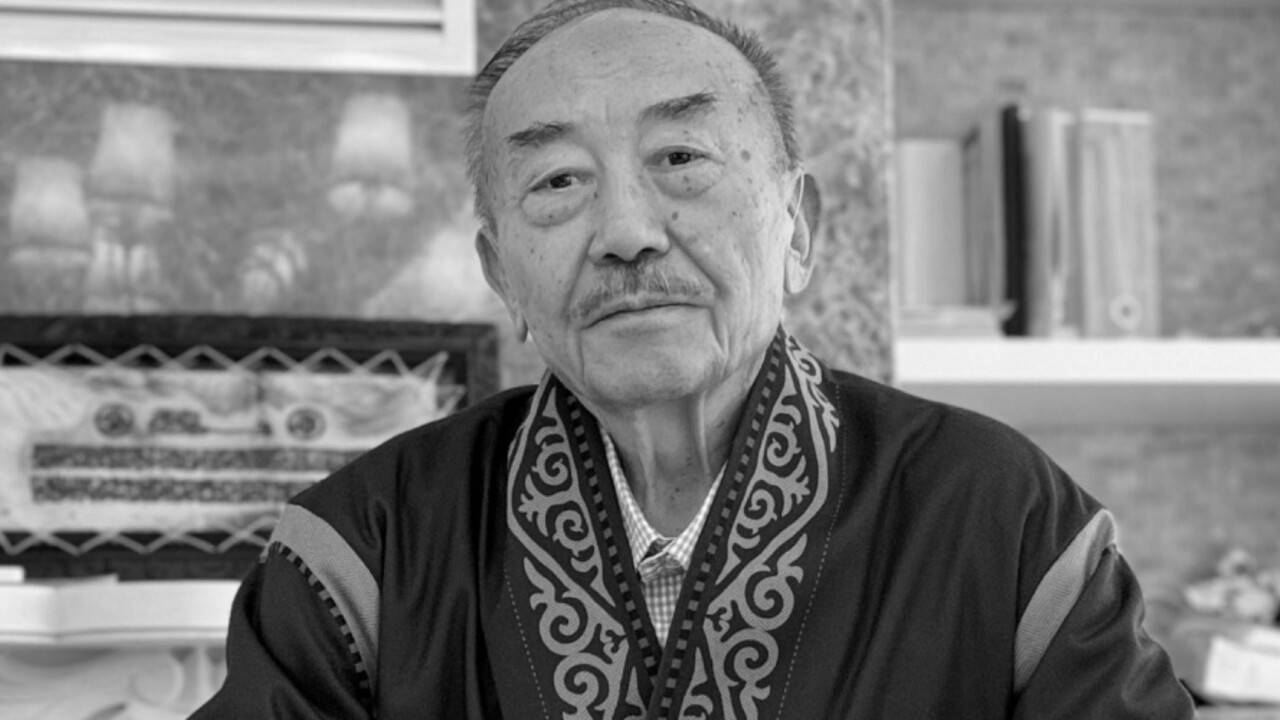 Мұхтар Мағауин. Фото жазушының жеке сайтынан алынды