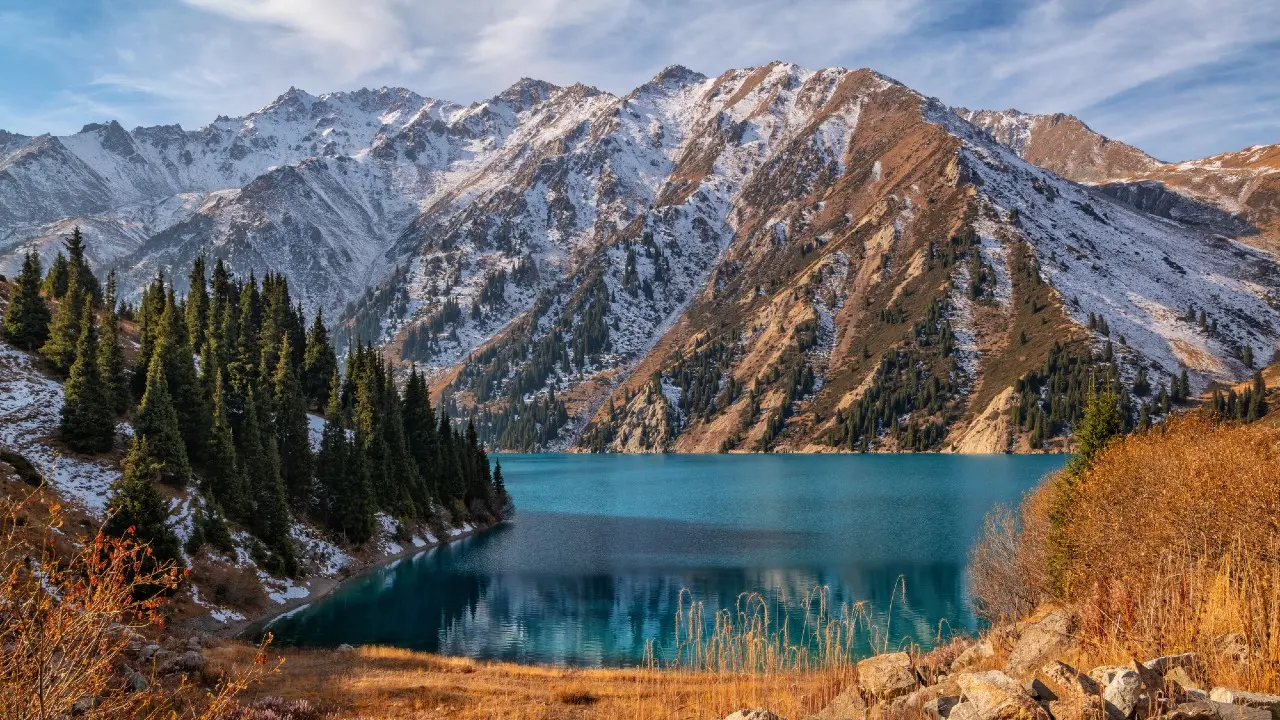 Қазақстанның туристік қызметтерінің экспорты 6 айда 18 пайызға өсті