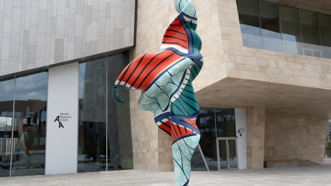 "Жел мүсіні", биіктігі: 800 см. Фото: Алексей Попцов