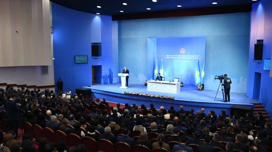 Мемлекет басшысы: Абай облысы аумағынан қазба байлықтар көп табылады деп ойлаймын