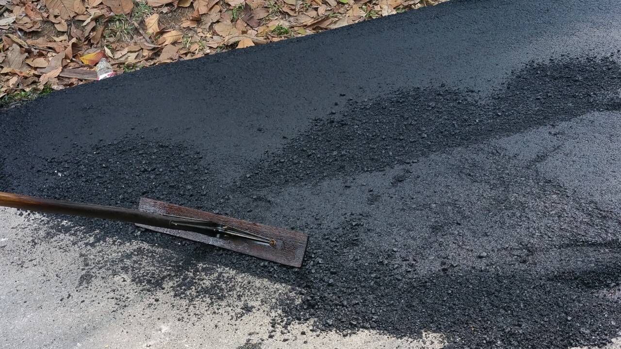 164 миллион теңгеге салынған жолға жалғыз көлік қана сыяды