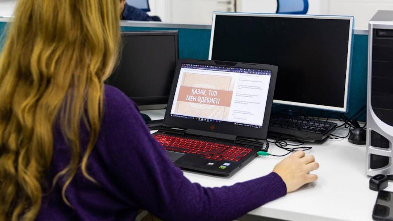 Қазақстандағы 64 елдің елшілігінің тоғызы ғана ресми сайтында қазақша ақпарат таратады