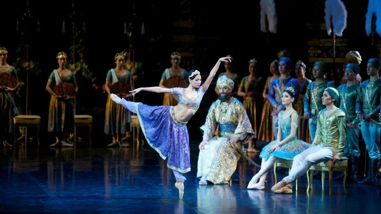  8, 15, 16 сәуірде "Астана Операның" сахнасында "Баядерка" балеті қойылады