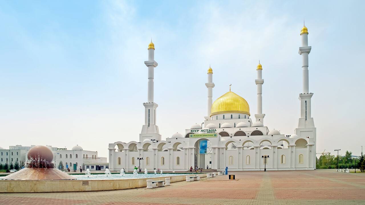 "Ұл-қызды теріс уағызбен емес, ұлттық тәрбиемен жөнге саламыз". ҚМДБ депутат пікіріне қатысты мәлімдеме жасады