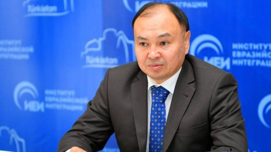 Ерлан Саиров: Террорист, экстремист, тонаушы, тәртіп бұзушылардың ара-жігін ашу маңызды