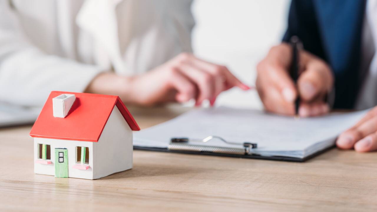 Жас отбасыларға арналған ипотека: 6 пайызбен қалай тұрғын үй несиесін алуға болады?