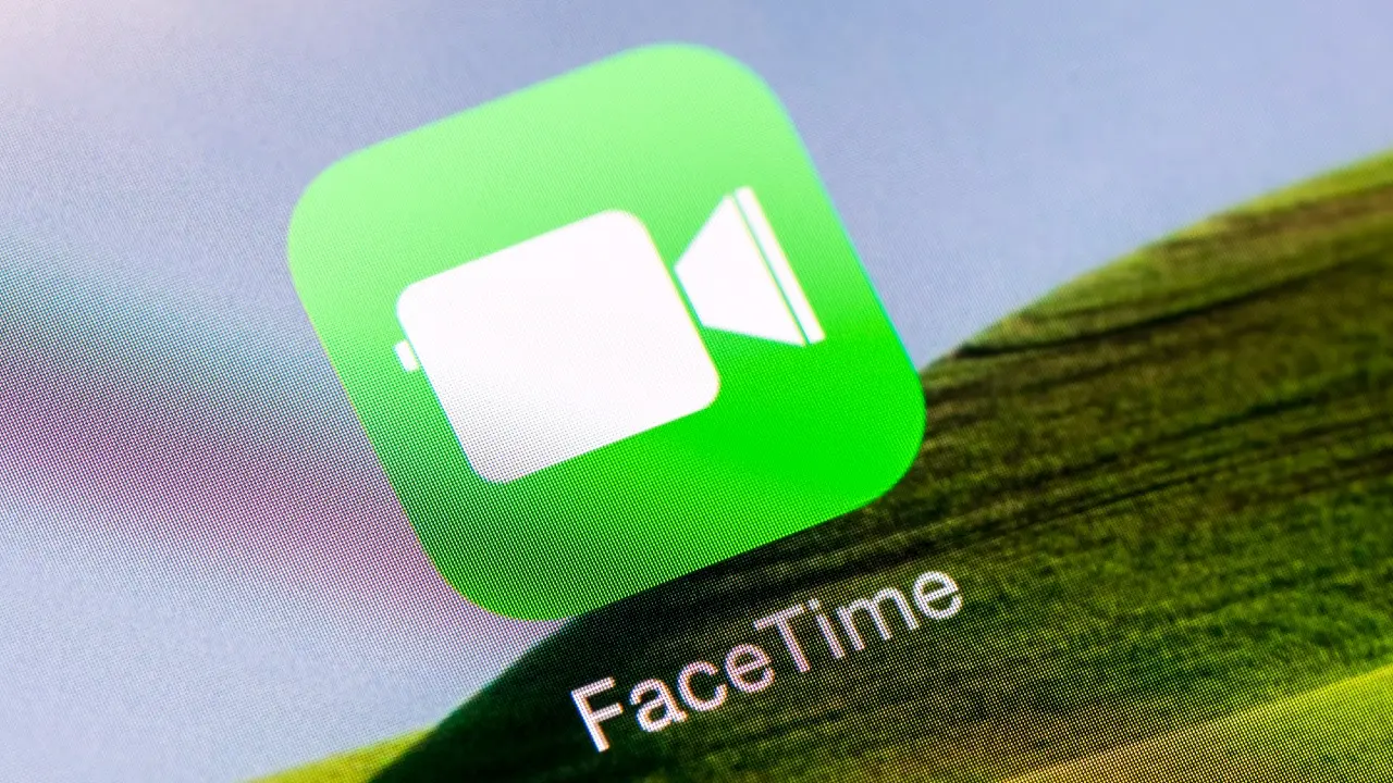 Ресей FaceTime қызметін бұғаттай бастады