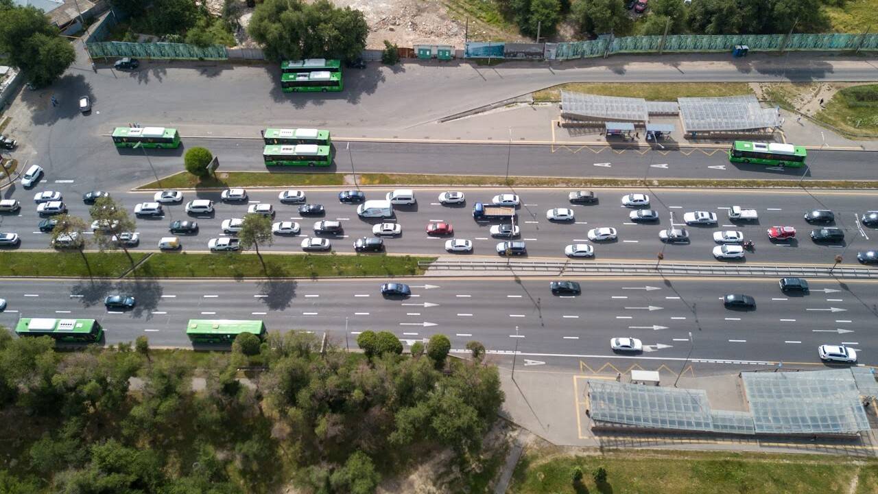 Қайтыс болған адамның көлік салығы бойынша берешегін кім төлейді?