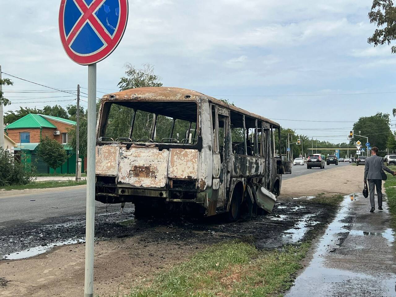 Автобус с 60 детьми загорелся на ходу в Уральске | informburo.kz