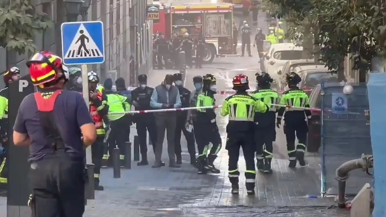 Кадр с видео из X